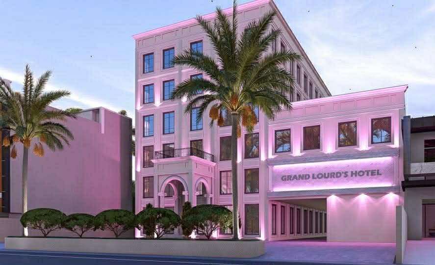 Grand Lourds Hotel